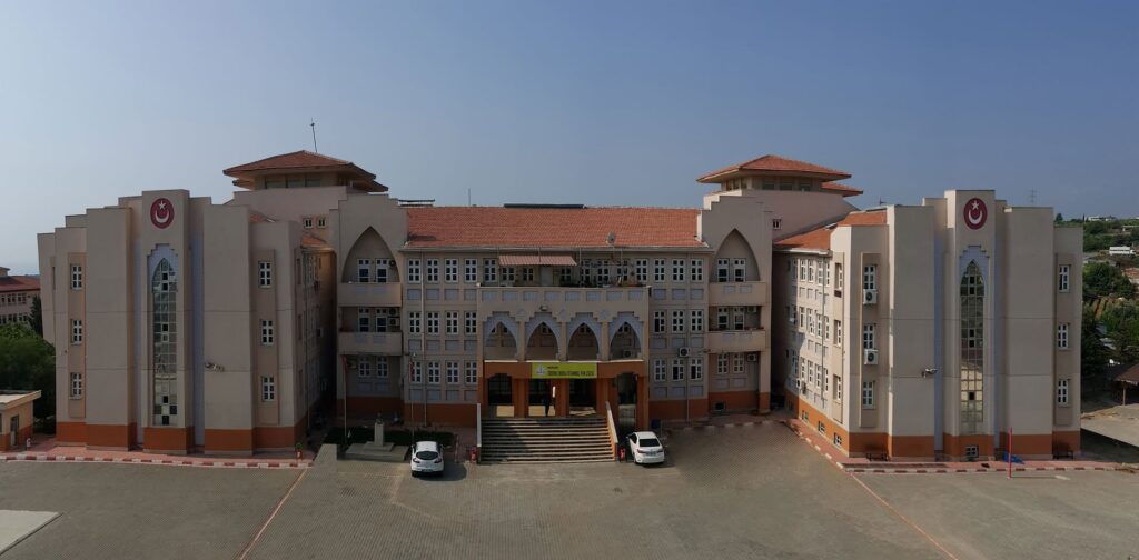 7. Erdemli Borsa İstanbul Fen Lisesi (Erdemli, Mersin)