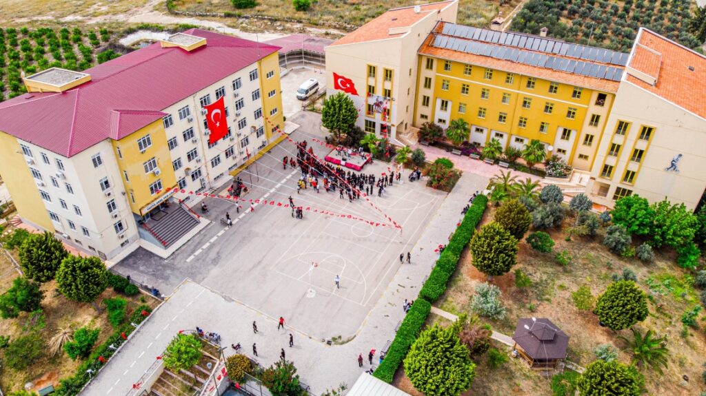 Yahya Akel Fen Lisesi 