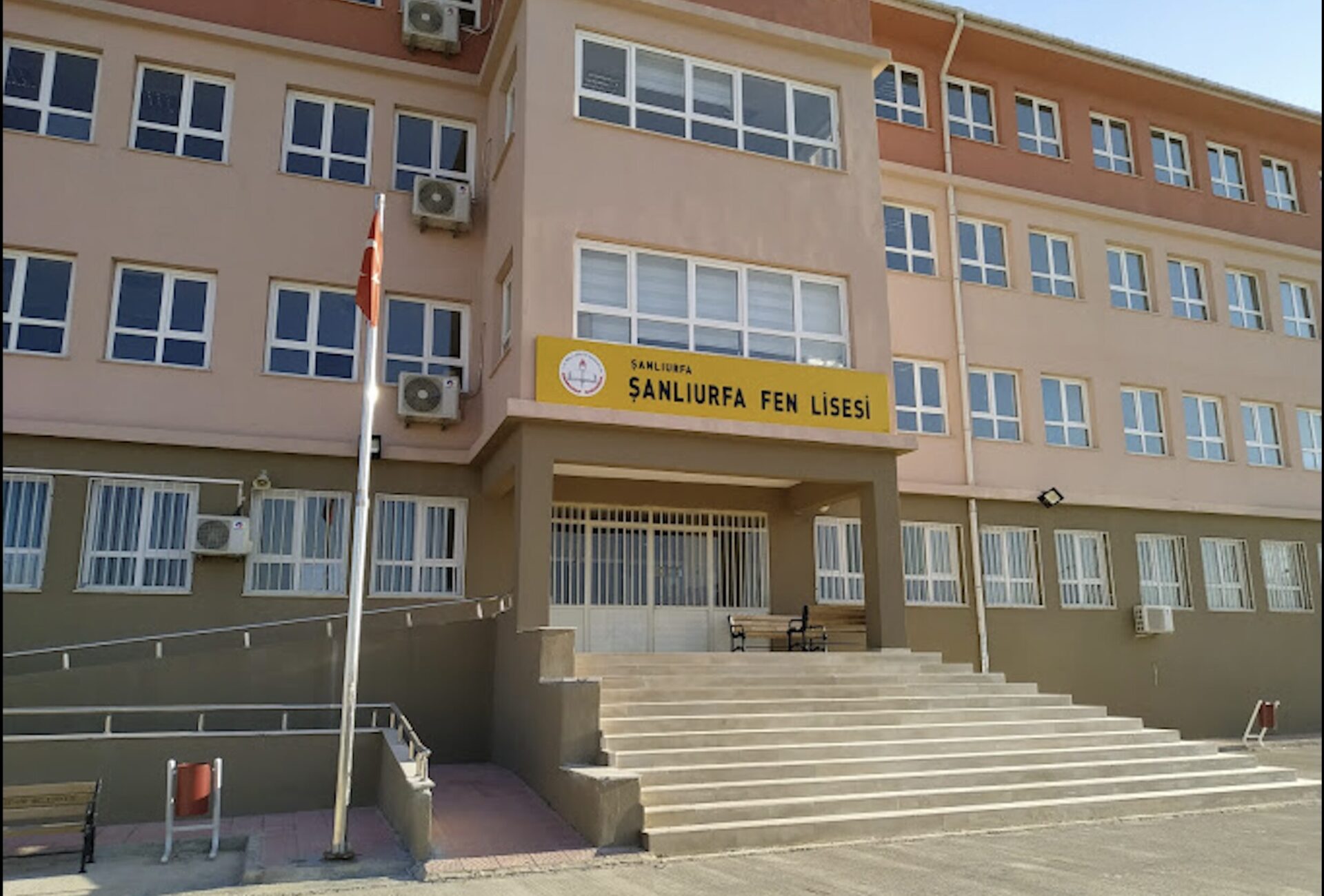 Şanlıurfa’nın En İyi 10 Lisesi
